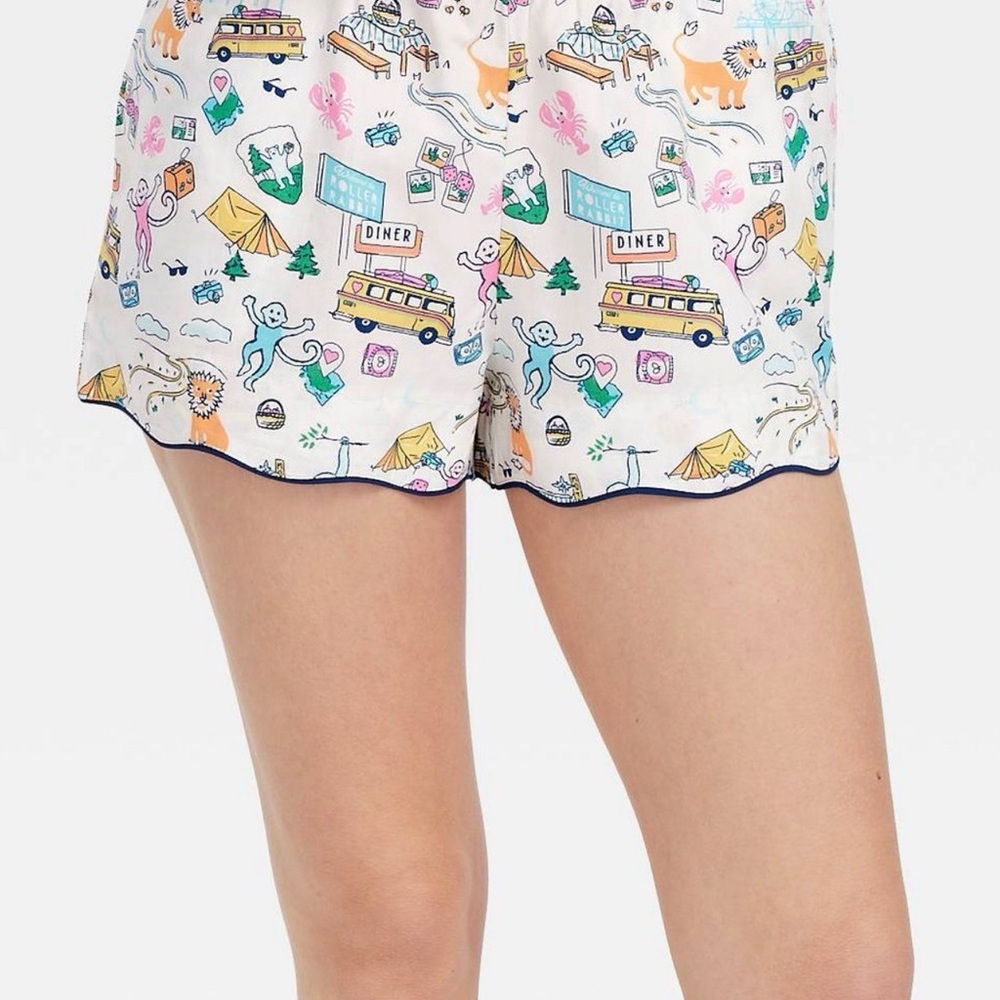 Roller rabbit Scallop-Hem Pajama Shorts - White with Multicolor Campsite Print